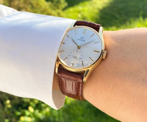 Carousel post from schoenesammleruhren.