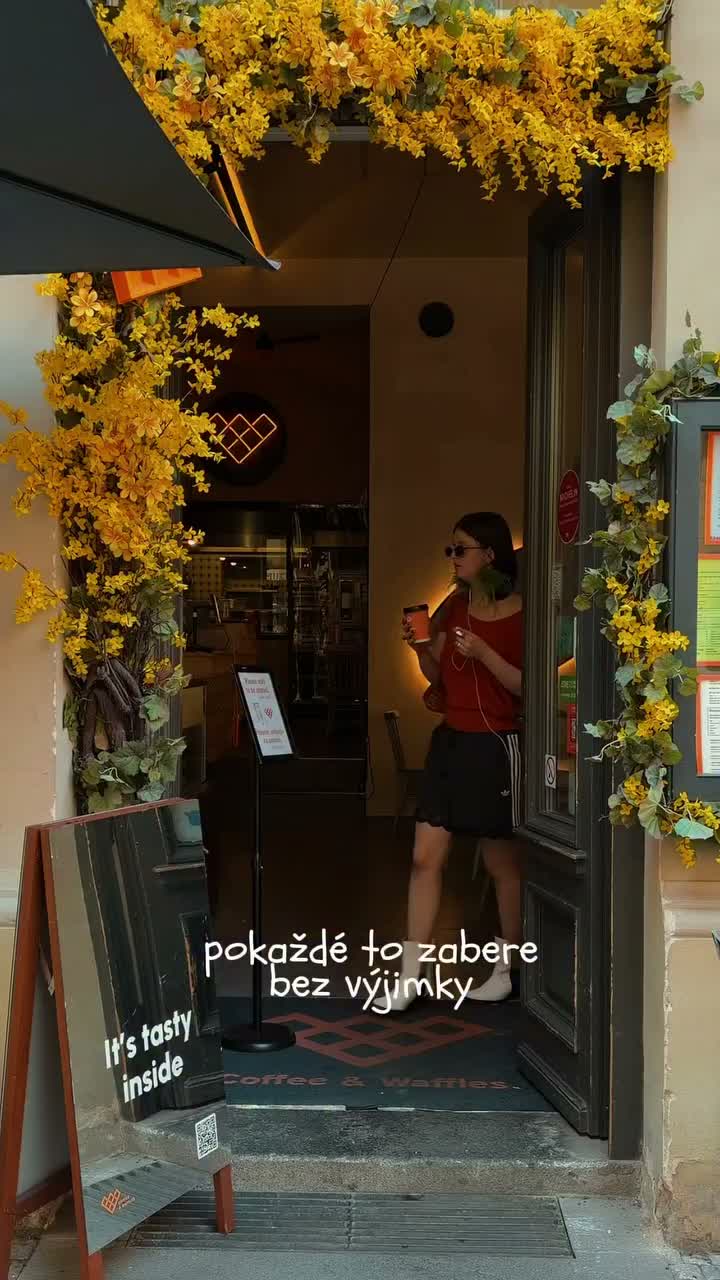 Video post from coffeeandwafflescz.