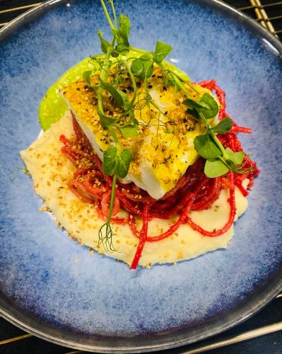 Carousel post from miditreizepontarlier.