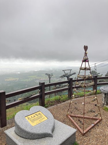 Carousel post from masumizutenkuu.