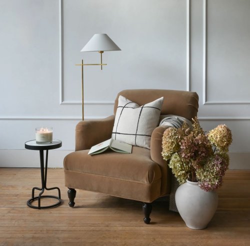 Carousel post from gildandco.