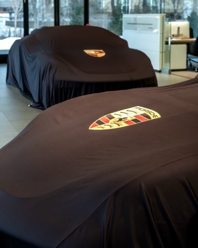 Carousel post from porschewarrington.