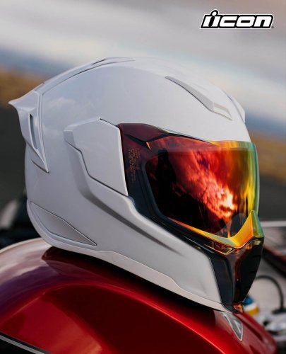 Photo post from motomax.