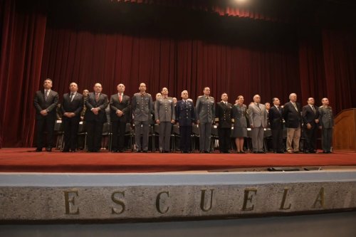 Carousel post from escuelamilitaroficial.