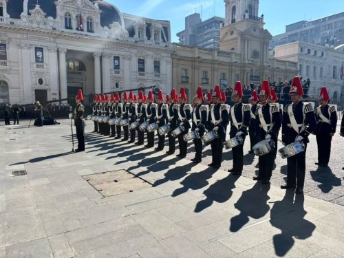 Carousel post from escuelamilitaroficial.