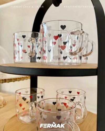 Carousel post from fermakoficial.