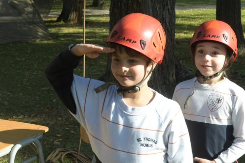 Carousel post from escuelamilitaroficial.