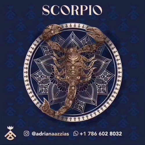 Carousel post from adrianaazzias.