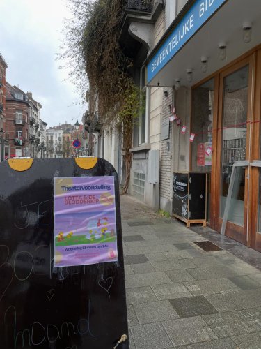 Carousel post from bibliotheeksintgillis.