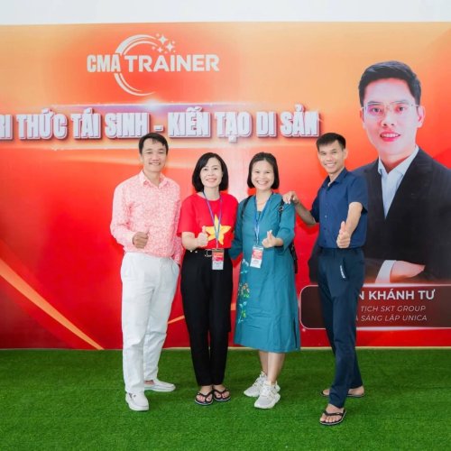 Carousel post from dc.artgallery.