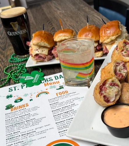 Photo post from laurasbarandgrill.