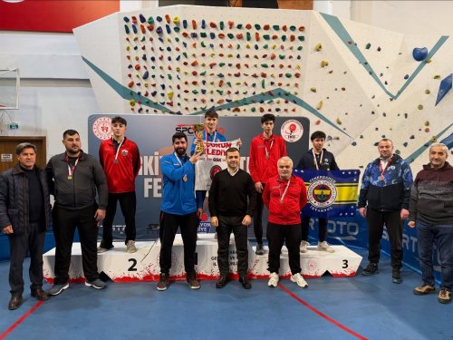 Carousel post from turkiyemasatenisifederasyonu.