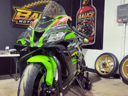 Titanium Engine Kit Kawasaki Z1000 Flanged Hex | Pro-Bolt