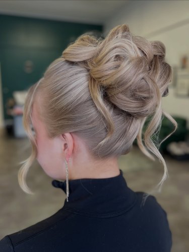 Carousel post from henriikanhiuspaja.