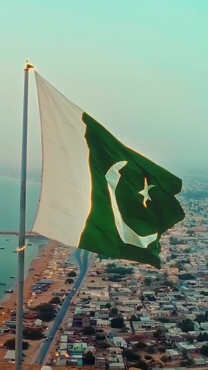 Video post from pakfightspolio.