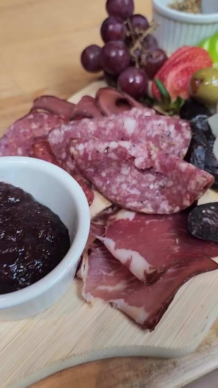 Video post from railandriverbistro.