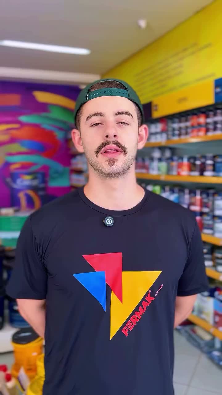 Video post from fermakoficial.