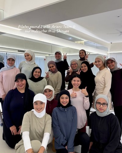 Carousel post from galeriariani.