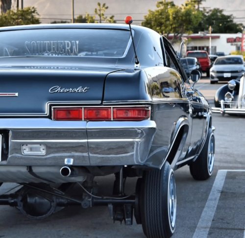 Carousel post from pomonaswapmeet.