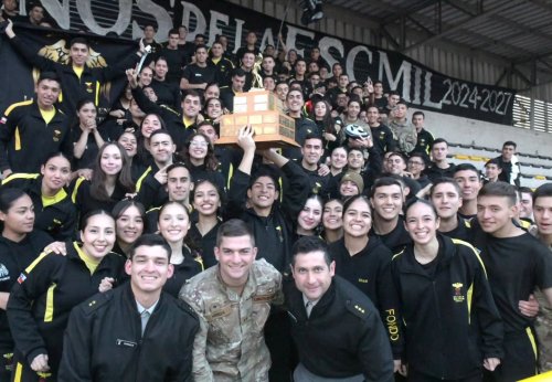Carousel post from escuelamilitaroficial.