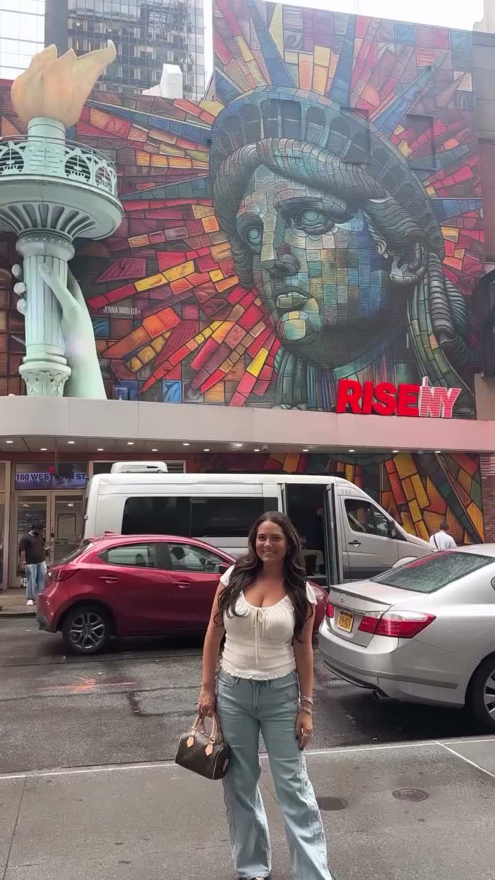 Video post from lauracoblog.