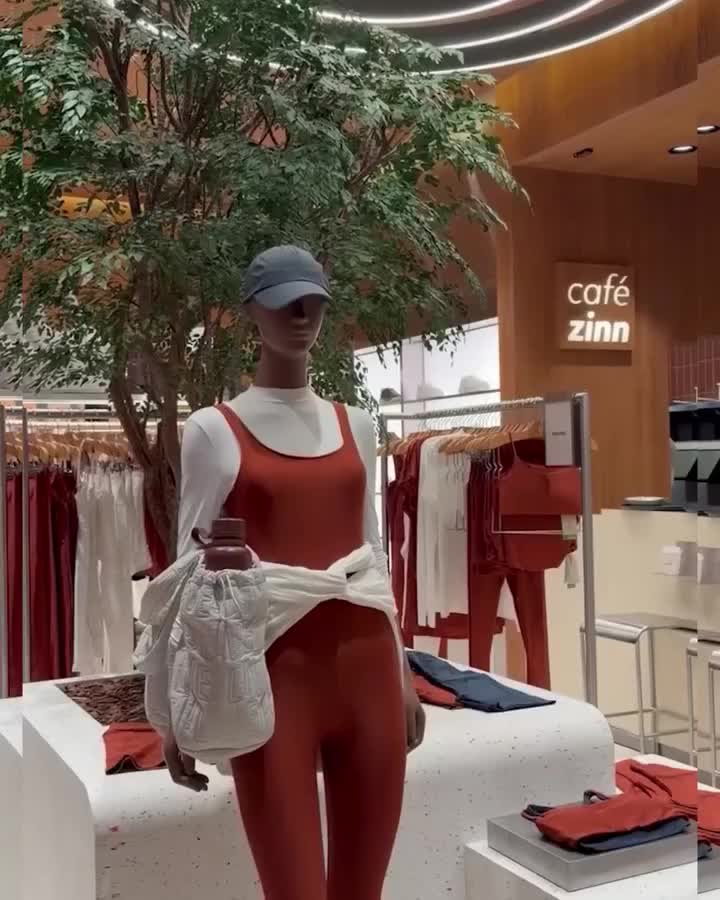 Carousel post from liveoficial.