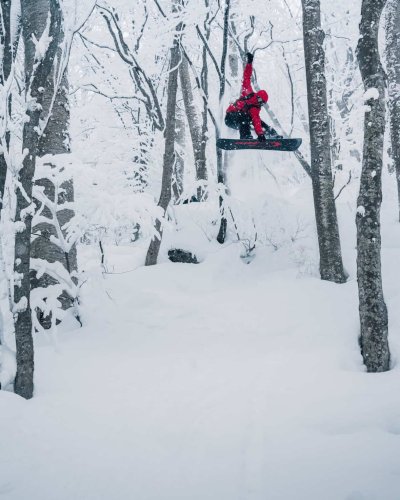 Carousel post from gnusnowboards.