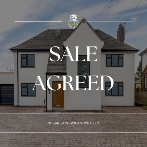 Photo post from reganhallworth.