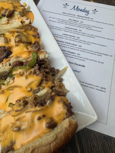 Photo post from laurasbarandgrill.