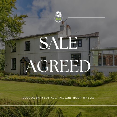 Photo post from reganhallworth.