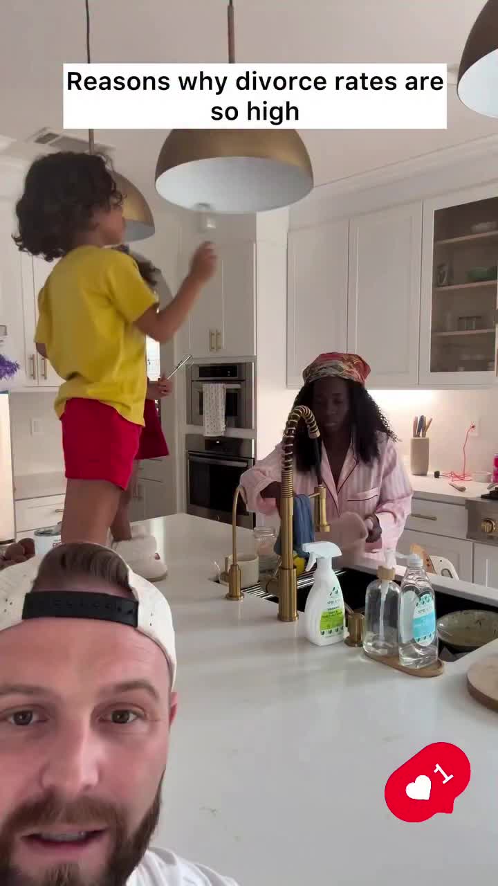 Video post from mixedchickshair.