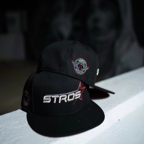 Carousel post from exclusive.fitted.