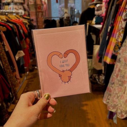 Carousel post from dotnsquare_vintage.