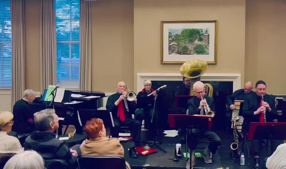 Carousel post from gortoncenterlf.