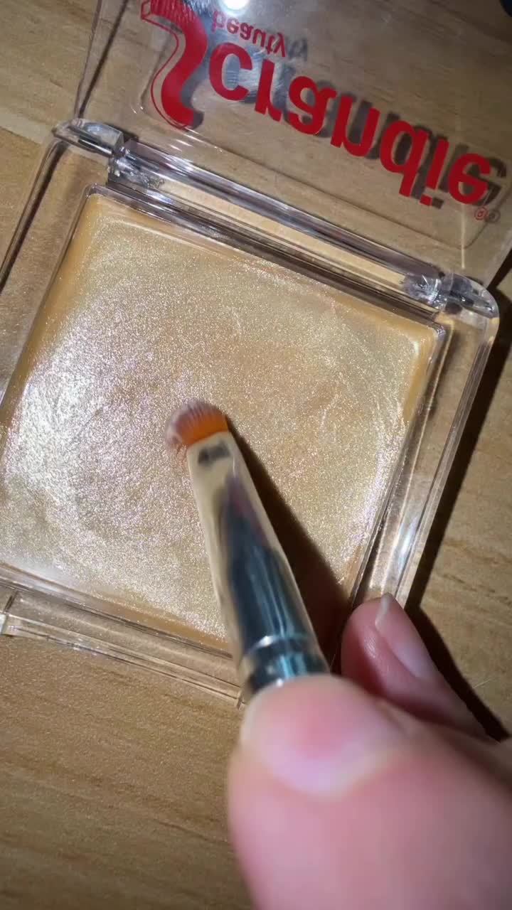 Video post from scrandiebeauty.