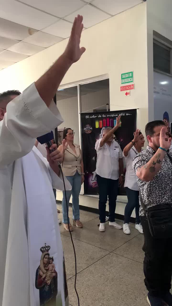 Video post from la102fm.