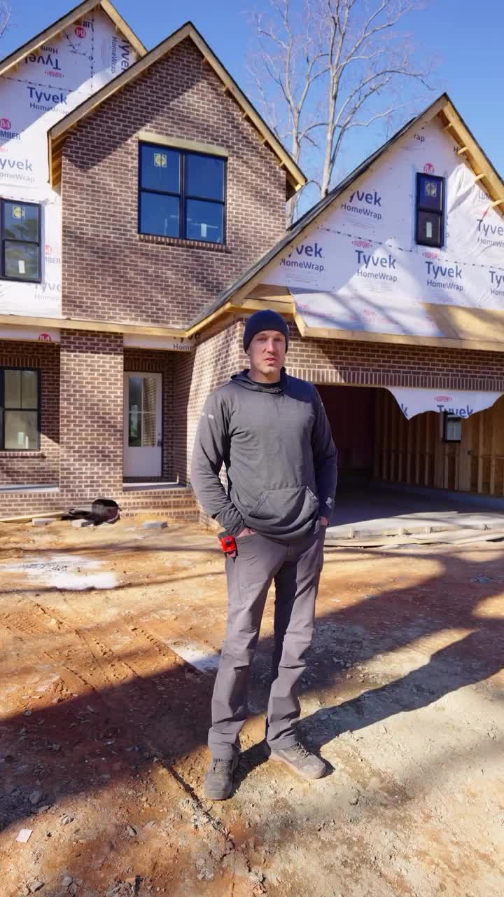 Video post from qc.builders.