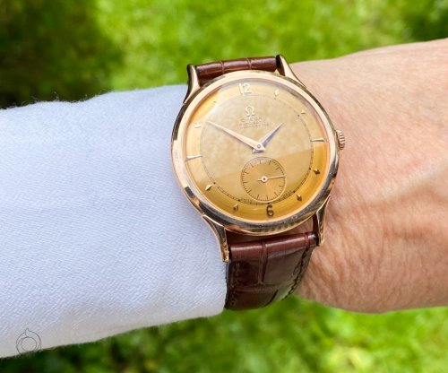 Carousel post from schoenesammleruhren.