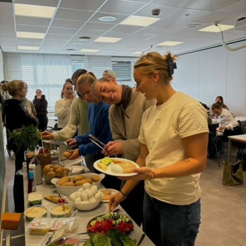 Carousel post from siostudentliv.