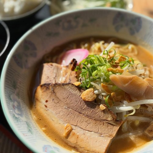 Carousel post from daisenbou.