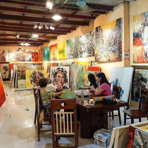 Carousel post from dc.artgallery.