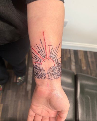 Photo post from lovetattoossandhurst.