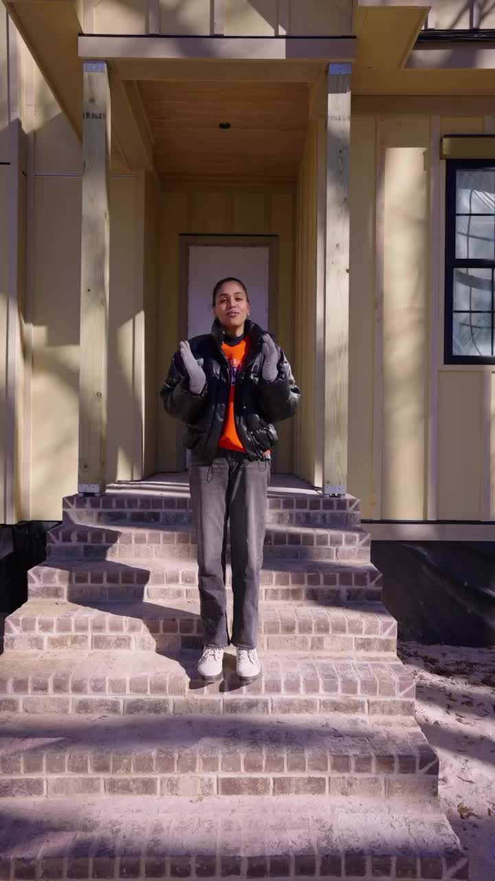 Video post from qc.builders.