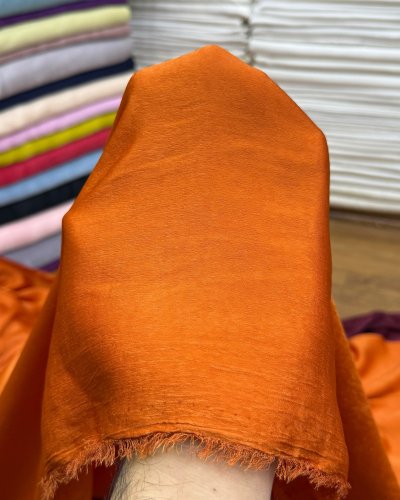 Carousel post from akbar_fabrics_.