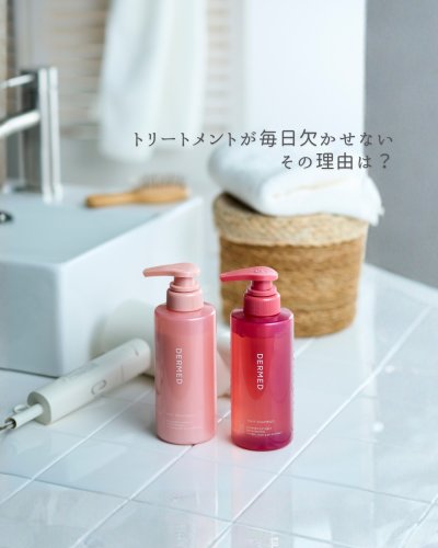 Carousel post from dermed_official.