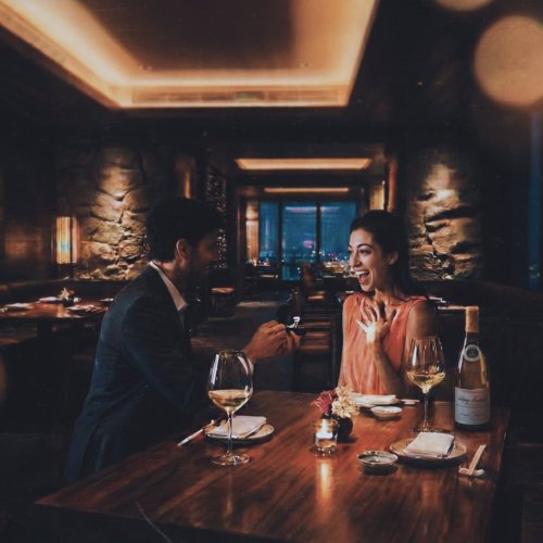 Carousel post from clubdvin.