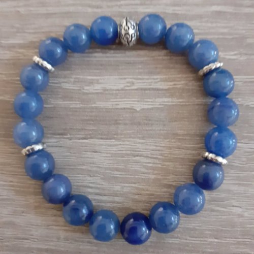 Carousel post from lemondemagiquedescristaux.