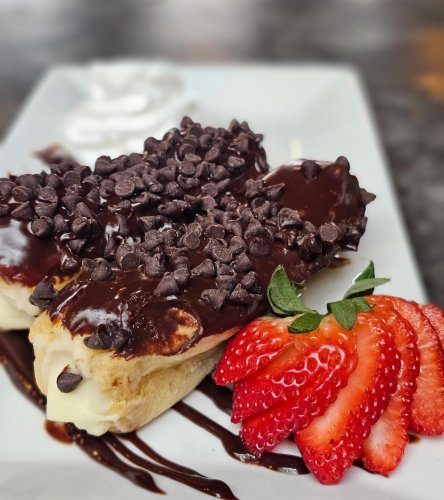 Photo post from laurasbarandgrill.