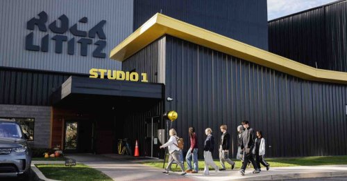 Carousel post from prg.north.america.