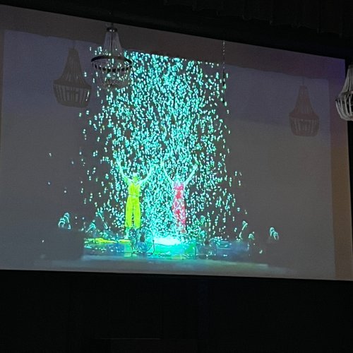 Carousel post from laurelprimary.